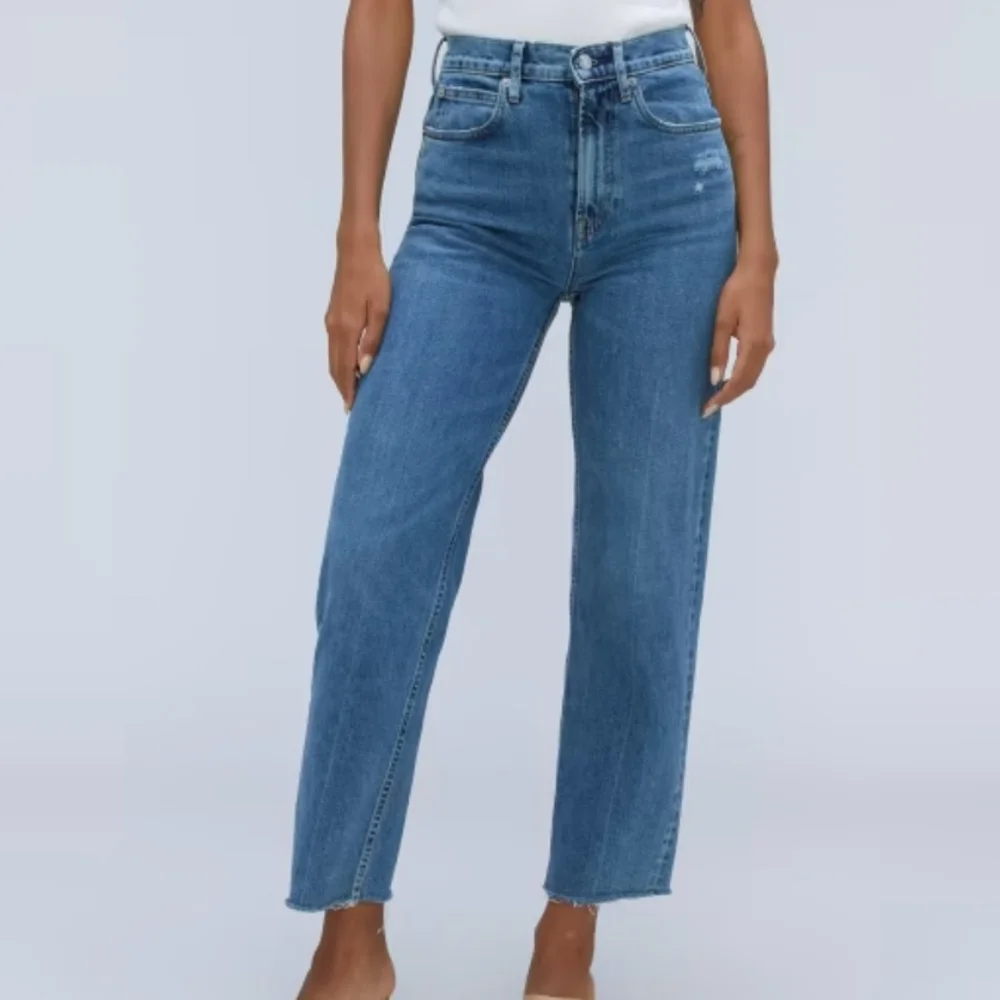 Everlane Distressed Way High Straight Jeans sz 33 - Picture 1 of 6